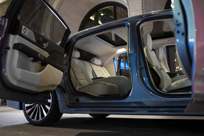 Illustration for article titled Lincoln's Making 80 Special Edition Continentals With Suicide Doors